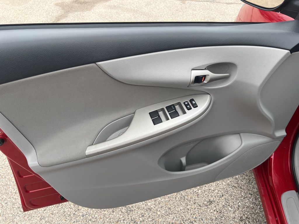 Vehicle image 12 of 54