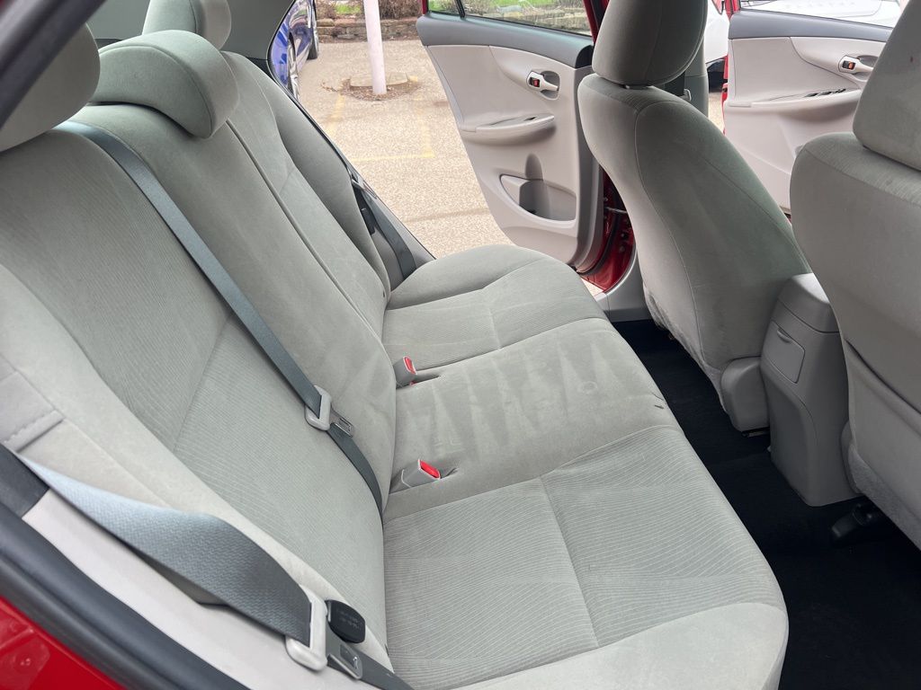 Vehicle image 17 of 54