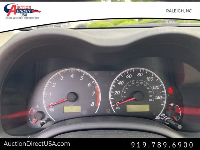 Vehicle image 23 of 32