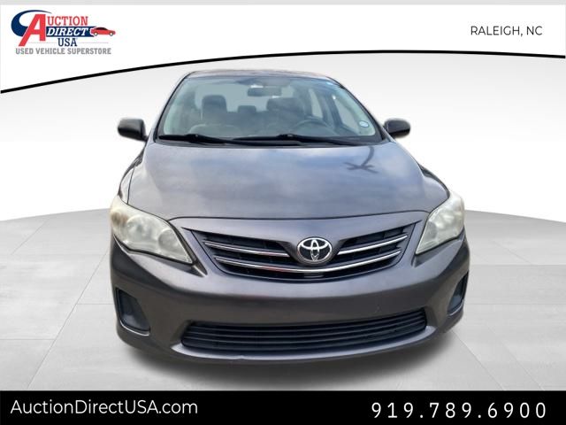 Vehicle image 2 of 32