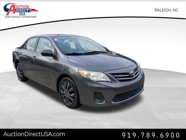 Vehicle image 3 of 32