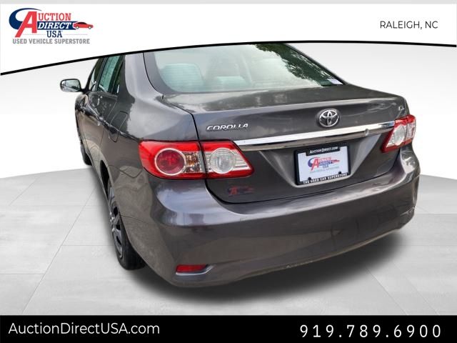 Vehicle image 5 of 32