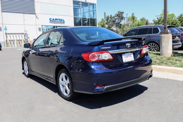Vehicle image 6 of 67