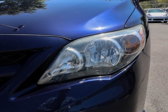 Vehicle image 16 of 67