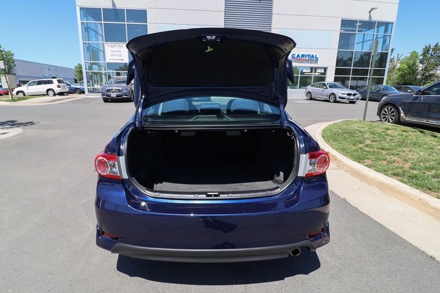 Vehicle image 30 of 67
