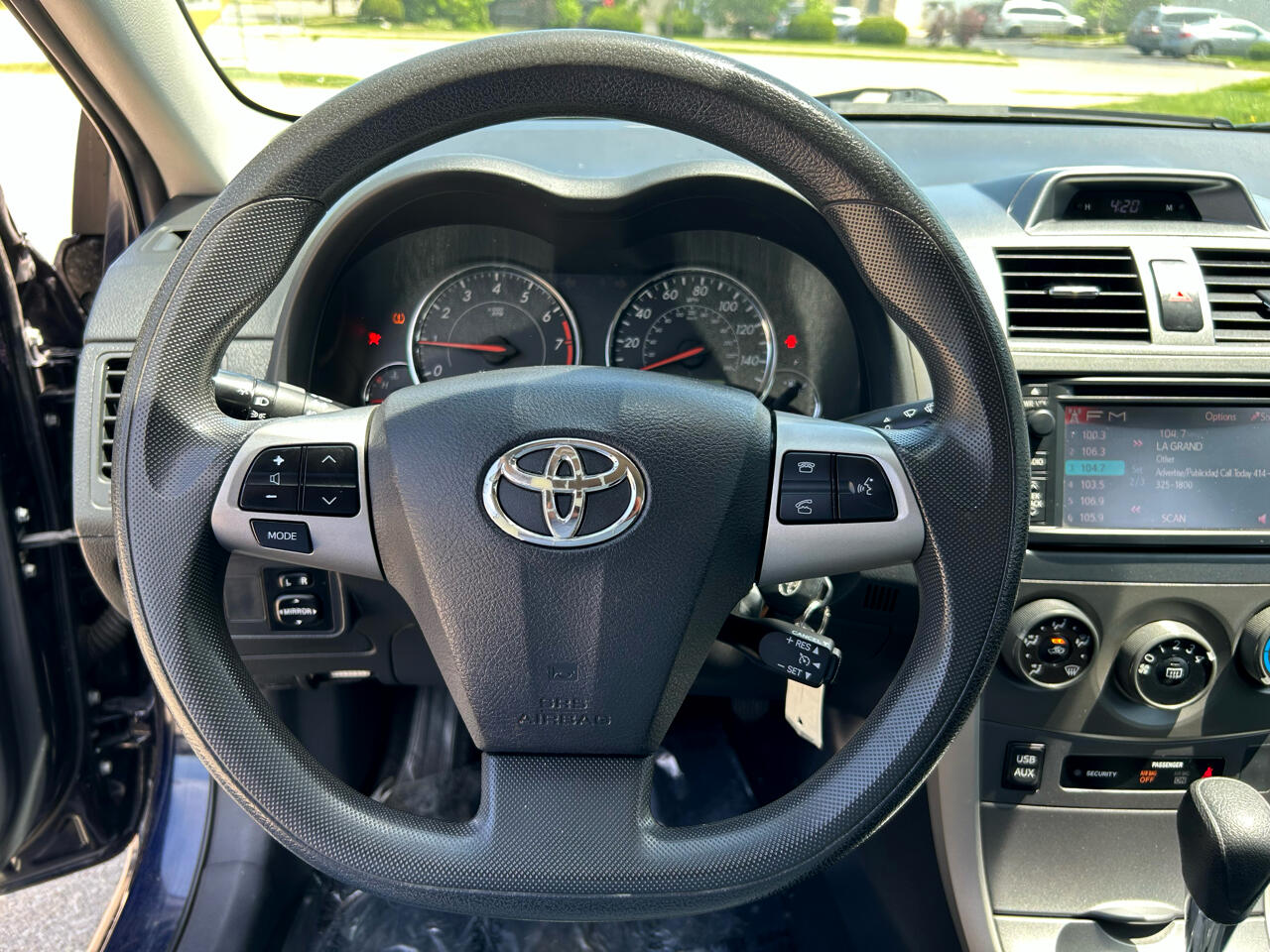Vehicle image 11 of 15