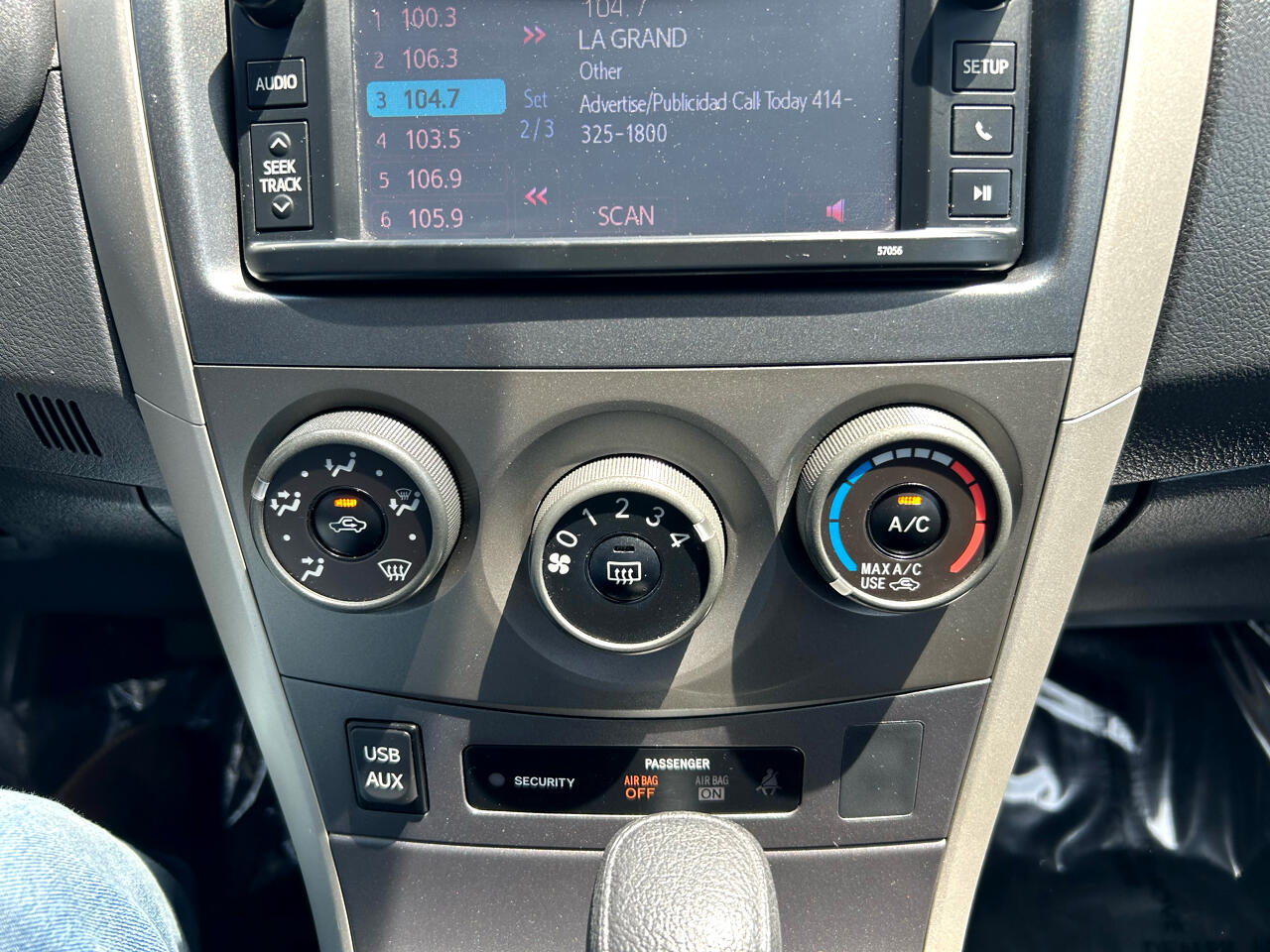 Vehicle image 13 of 15