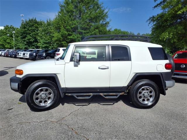 Vehicle image 7 of 23