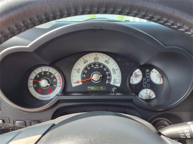 Vehicle image 13 of 23