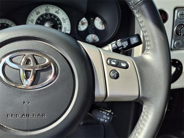 Vehicle image 15 of 23