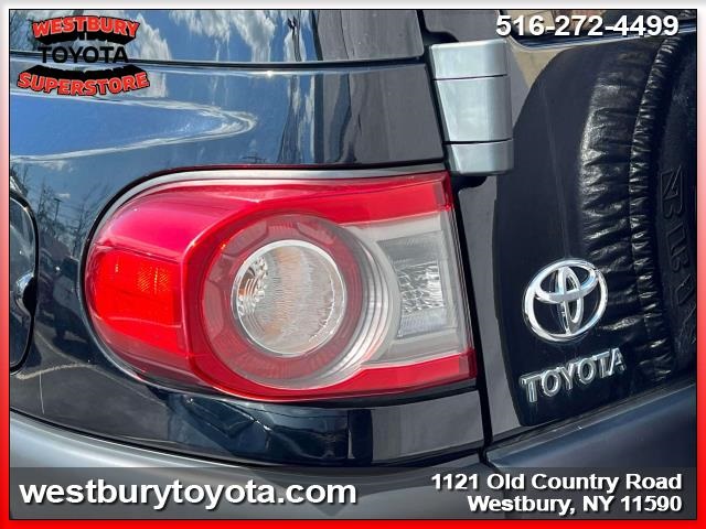 Vehicle image 12 of 34