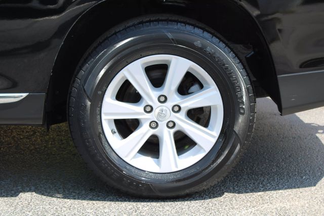 Vehicle image 40 of 40