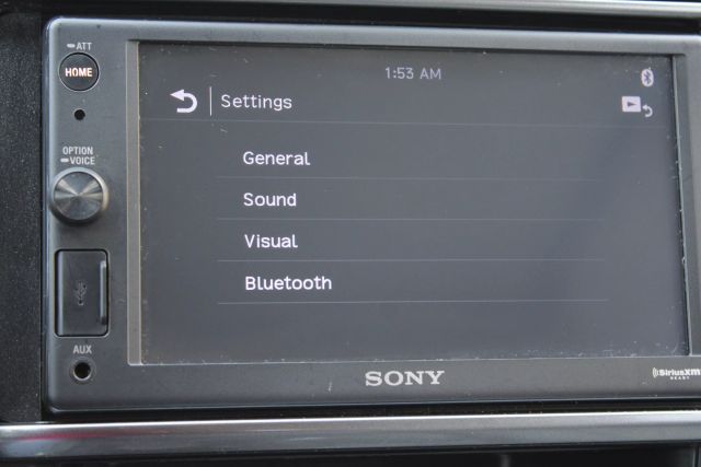 Vehicle image 14 of 40
