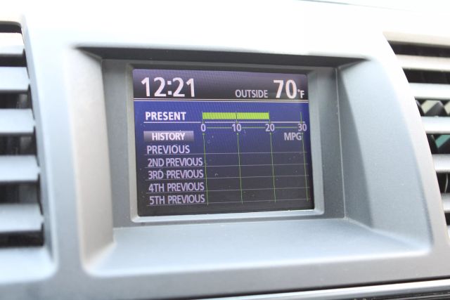 Vehicle image 11 of 40