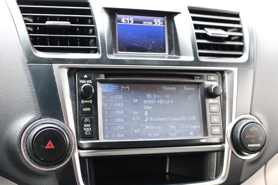Vehicle image 40 of 59