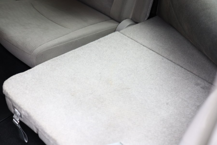 Vehicle image 21 of 59