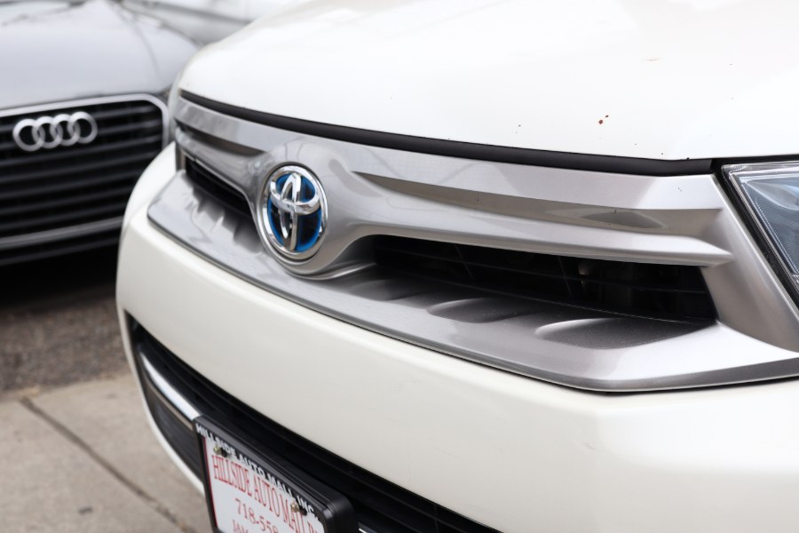 Vehicle image 8 of 59