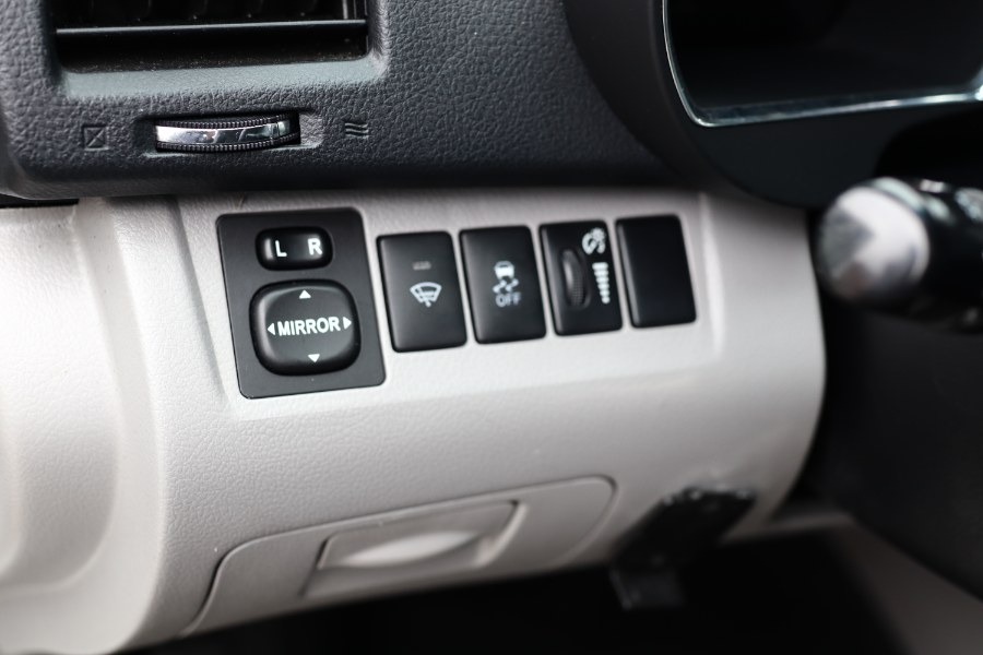 Vehicle image 15 of 59