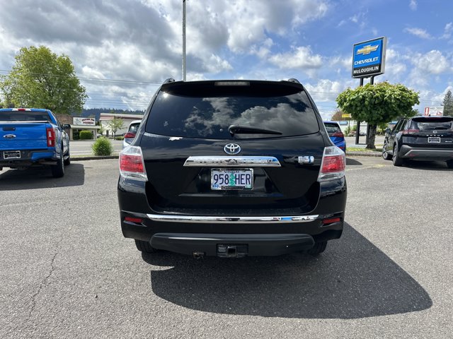 Vehicle image 5 of 25