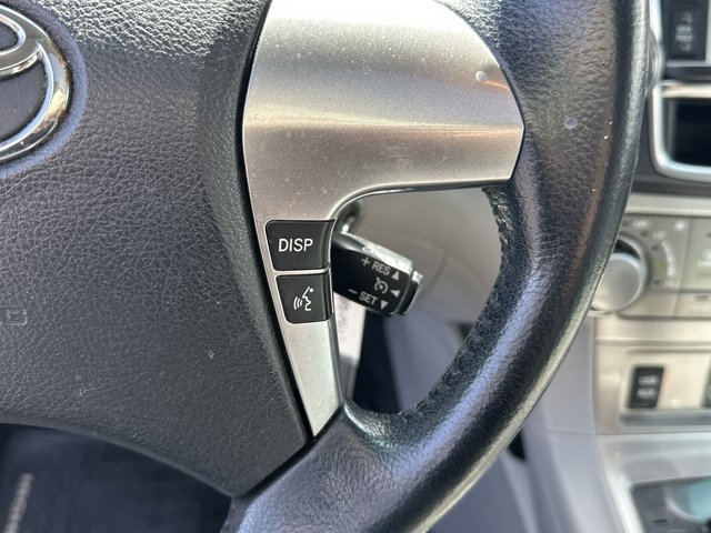 Vehicle image 19 of 25