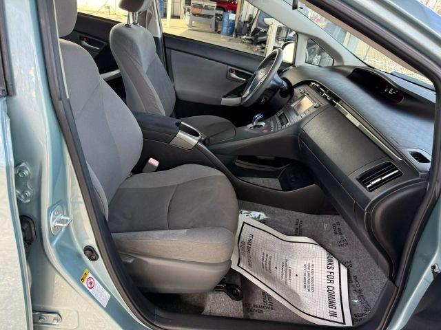 Vehicle image 24 of 47