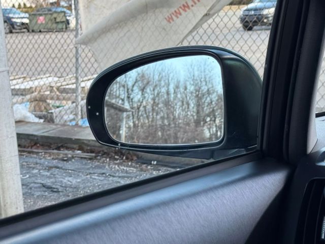 Vehicle image 34 of 47