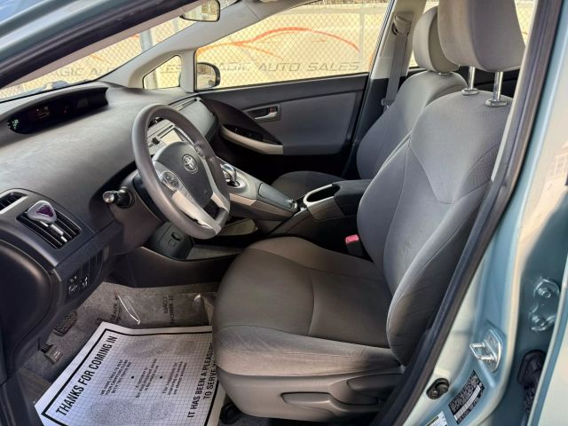 Vehicle image 15 of 47