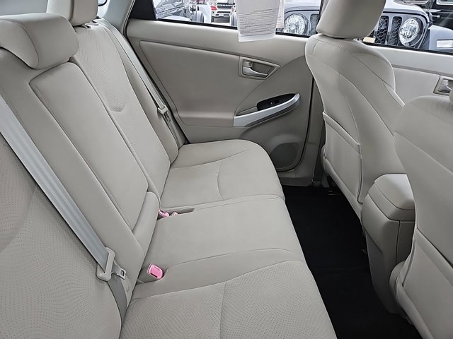 Vehicle image 9 of 11