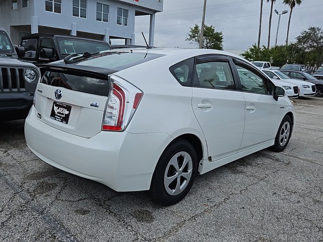 Vehicle image 3 of 11