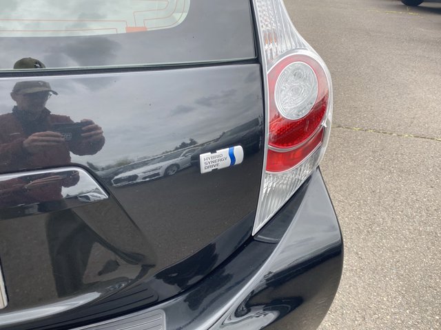 Vehicle image 9 of 25