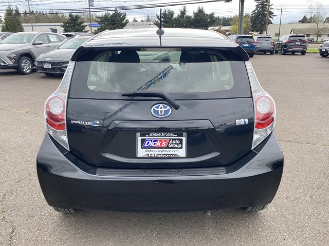 Vehicle image 6 of 25