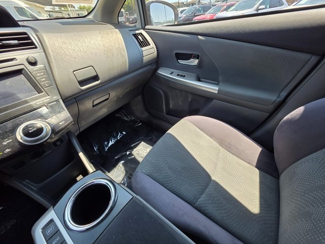 Vehicle image 21 of 38