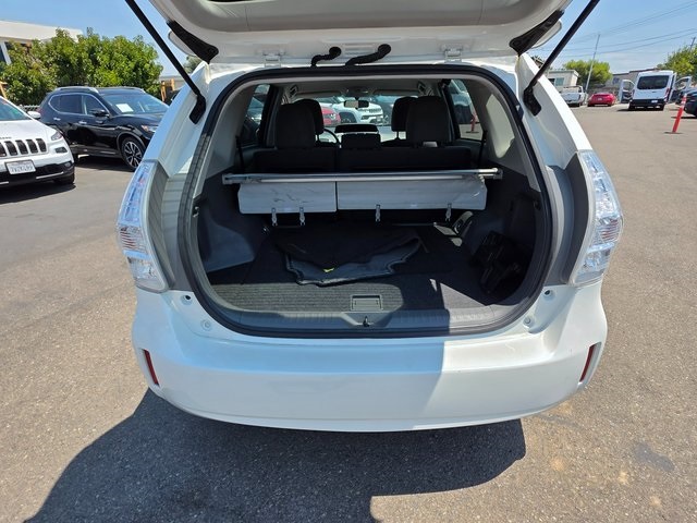 Vehicle image 10 of 38
