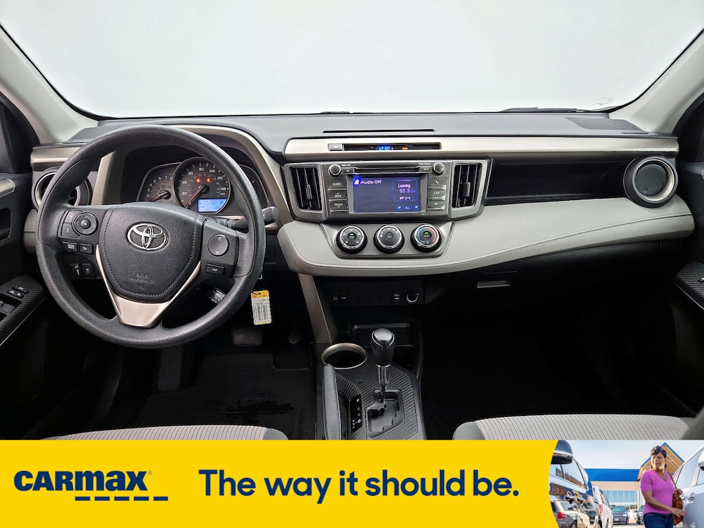 Vehicle image 11 of 27
