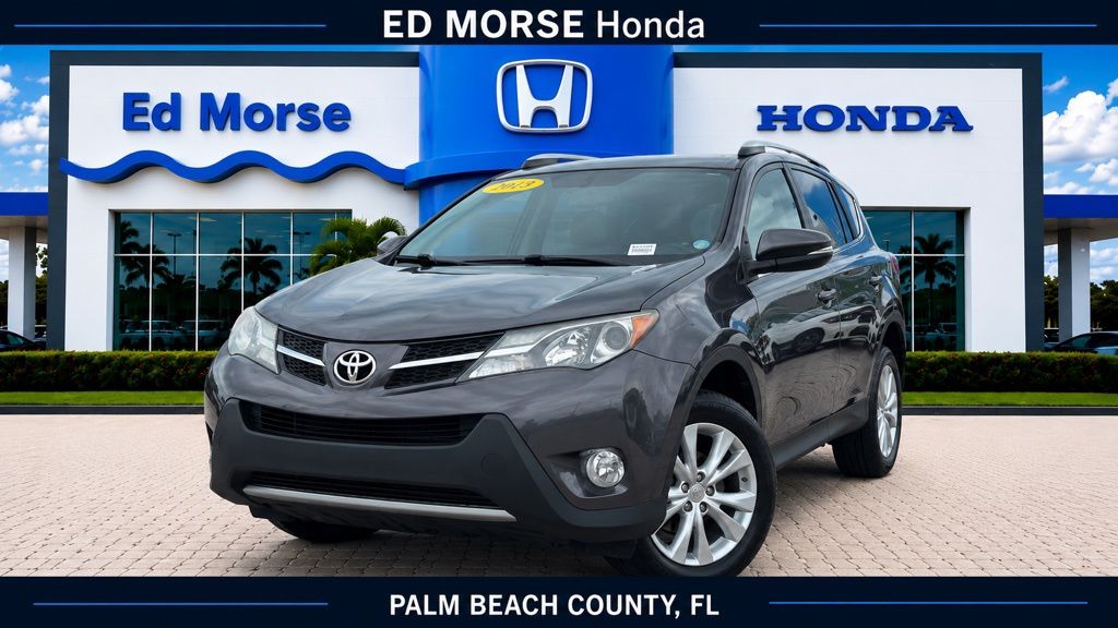 2013 Toyota RAV4 Limited Image 2 of 32