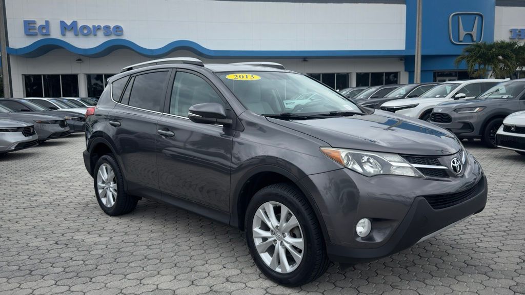 2013 Toyota RAV4 Limited Image 1 of 32