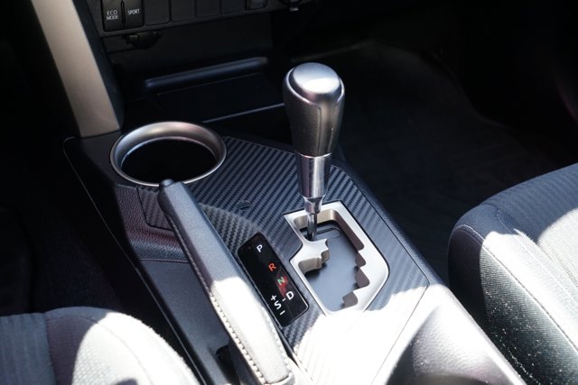 Vehicle image 22 of 27
