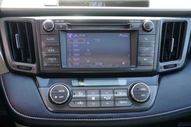 Vehicle image 20 of 27