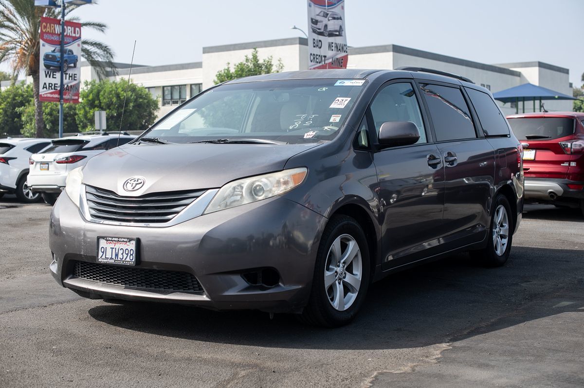 Vehicle image 1 of 18