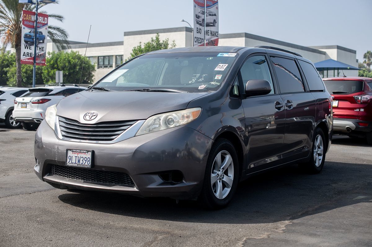 Vehicle image 2 of 18
