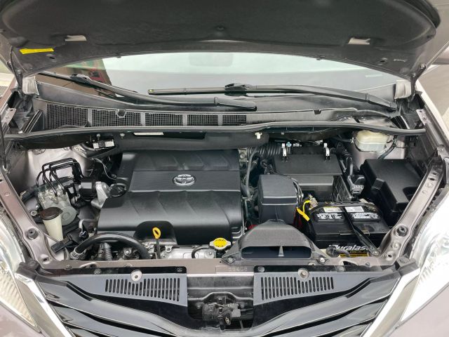 Vehicle image 20 of 20