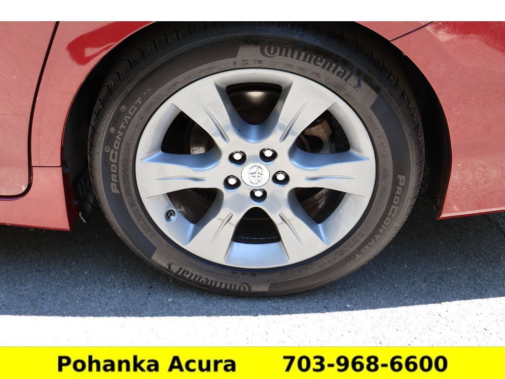Vehicle image 36 of 43