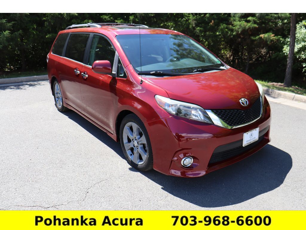 Vehicle image 3 of 43