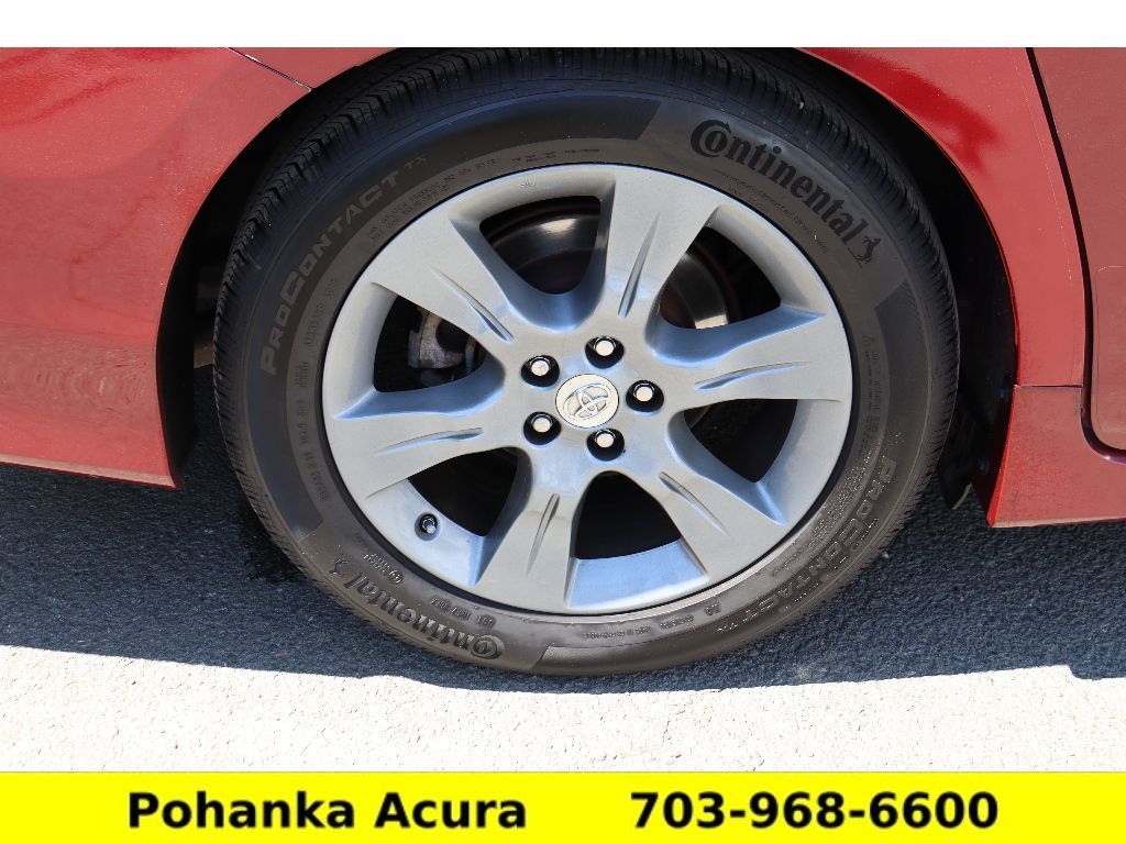 Vehicle image 37 of 43