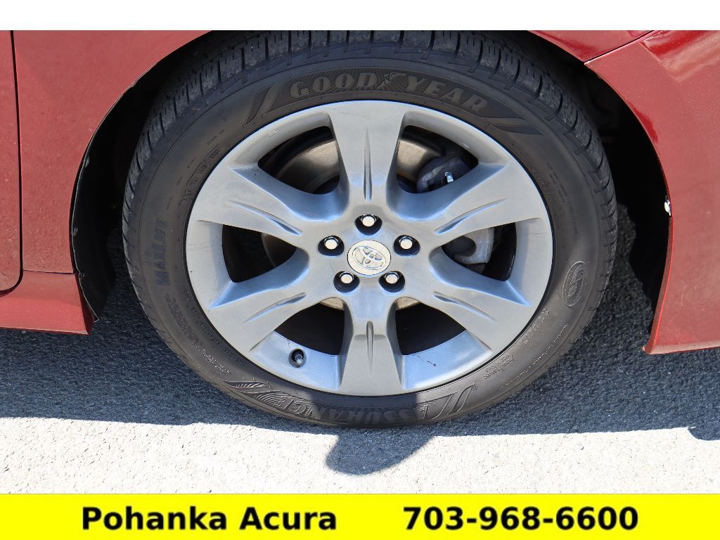 Vehicle image 38 of 43