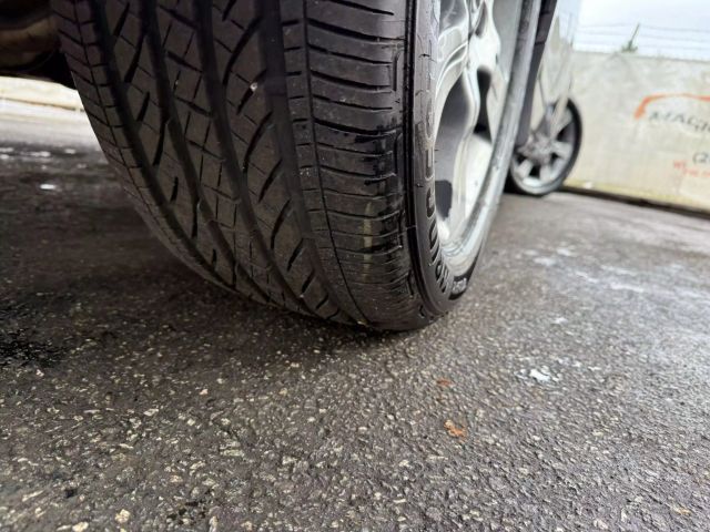 Vehicle image 43 of 48