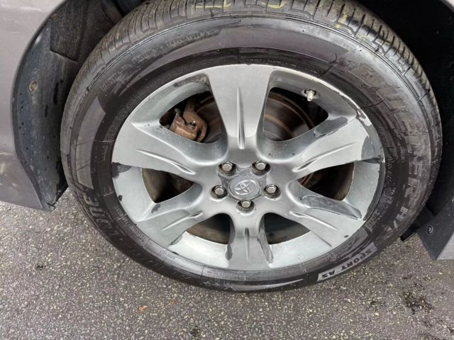 Vehicle image 45 of 48