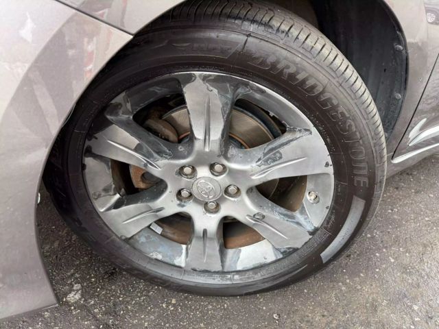 Vehicle image 38 of 48