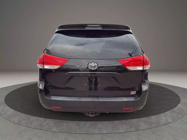 Vehicle image 6 of 35