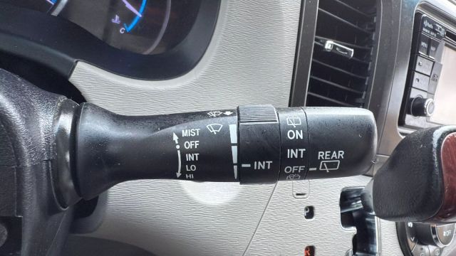 Vehicle image 13 of 35